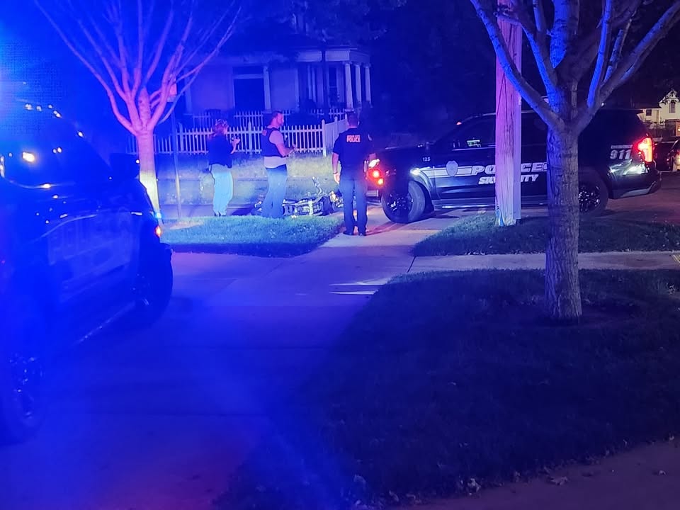 About 10:40pm Tuesday evening Sioux City Police attempted to...