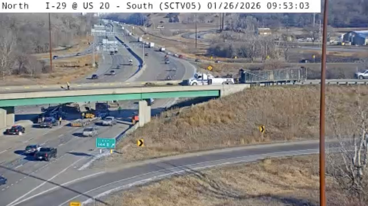Jackknifed Semi I29 144B NB I29 @ HWY 20