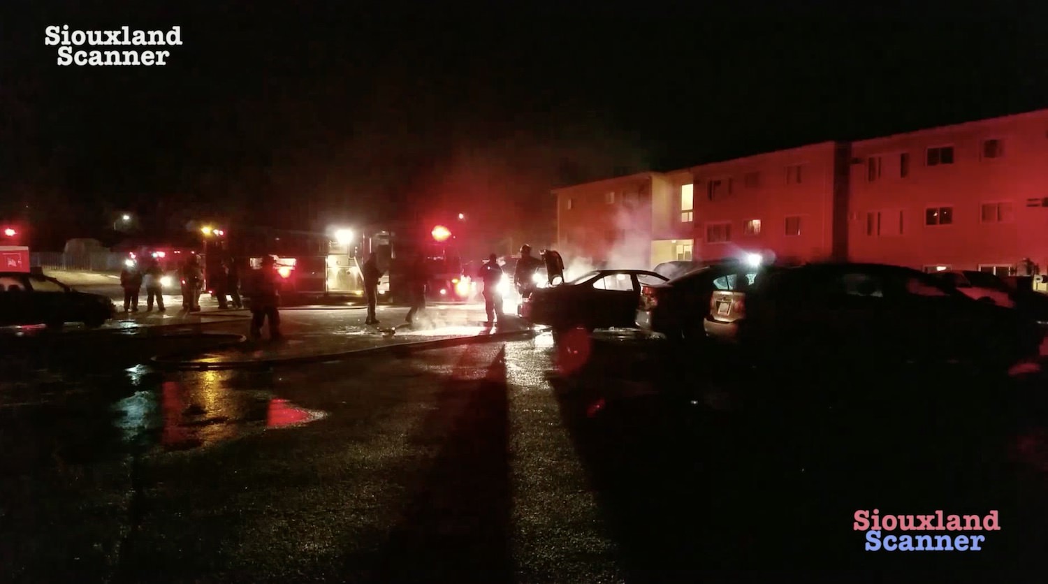 Car fire at South Sioux City Interstate Apartments