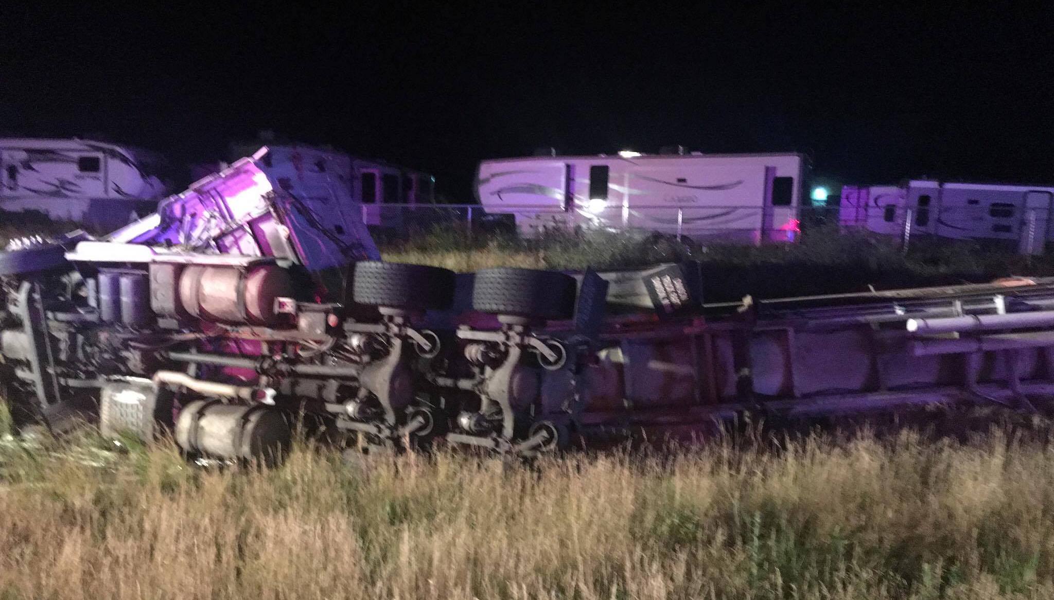 Early morning crash of semi hauling corn syrup North of Le Mars