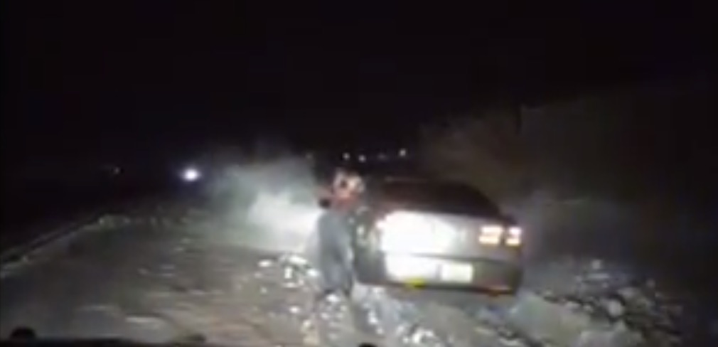 Dashcam Melvin Spencer fires at deputy after getting stuck during pursuit in February Sioux City