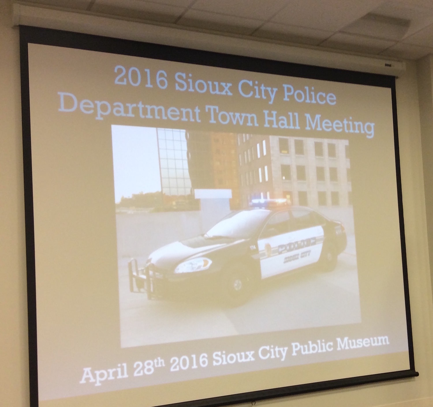 Sioux City Police hold 2016 Town Hall