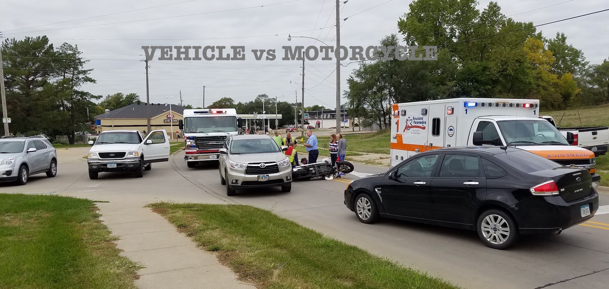 ACCIDENT Vehicle vs Motorcycle Military and Riverside