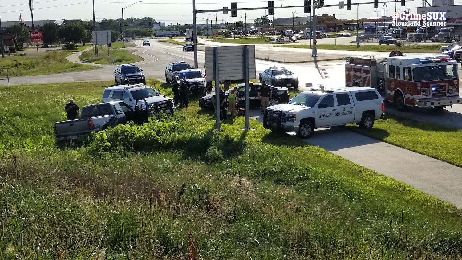 Man arrested after leading police on 2 state pursuit after suspected of shoplifting in South Sioux